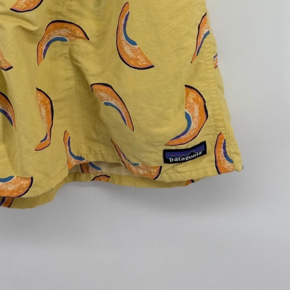 Patagonia Baggies 5 In Men XL Yellow Melon Cantaloupe Recycled Nylon Shorts